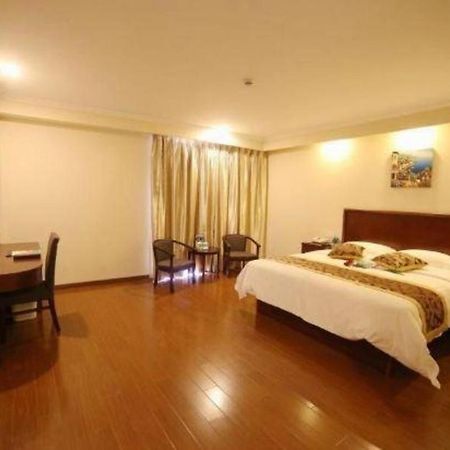 Greentree Inn Suzhou Industrial Zone Yangcheng Lake Weiting Mong Kok Express Hotel Εξωτερικό φωτογραφία